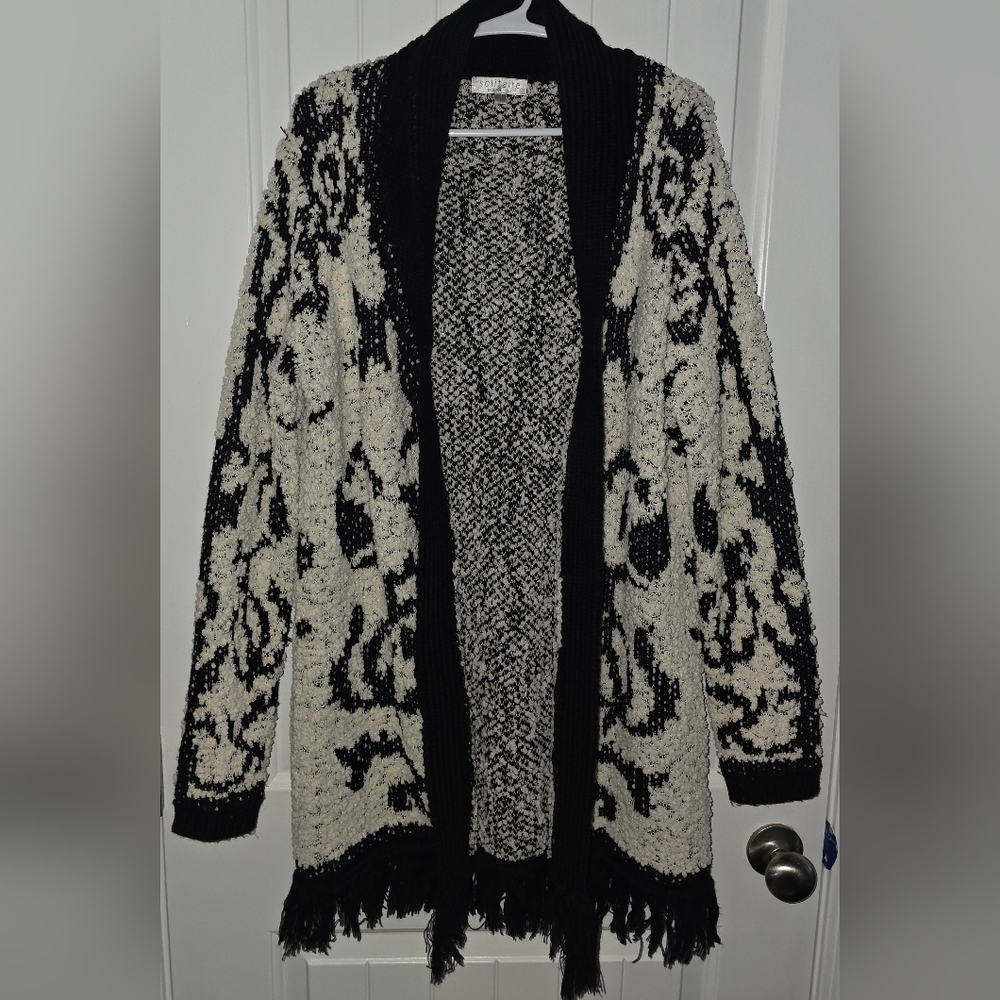 Anthropolgie Solitaire Boho Black and Cream Oversized Cardigan Fringe Hem Detail